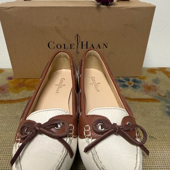 Win - Picture 2 of 16